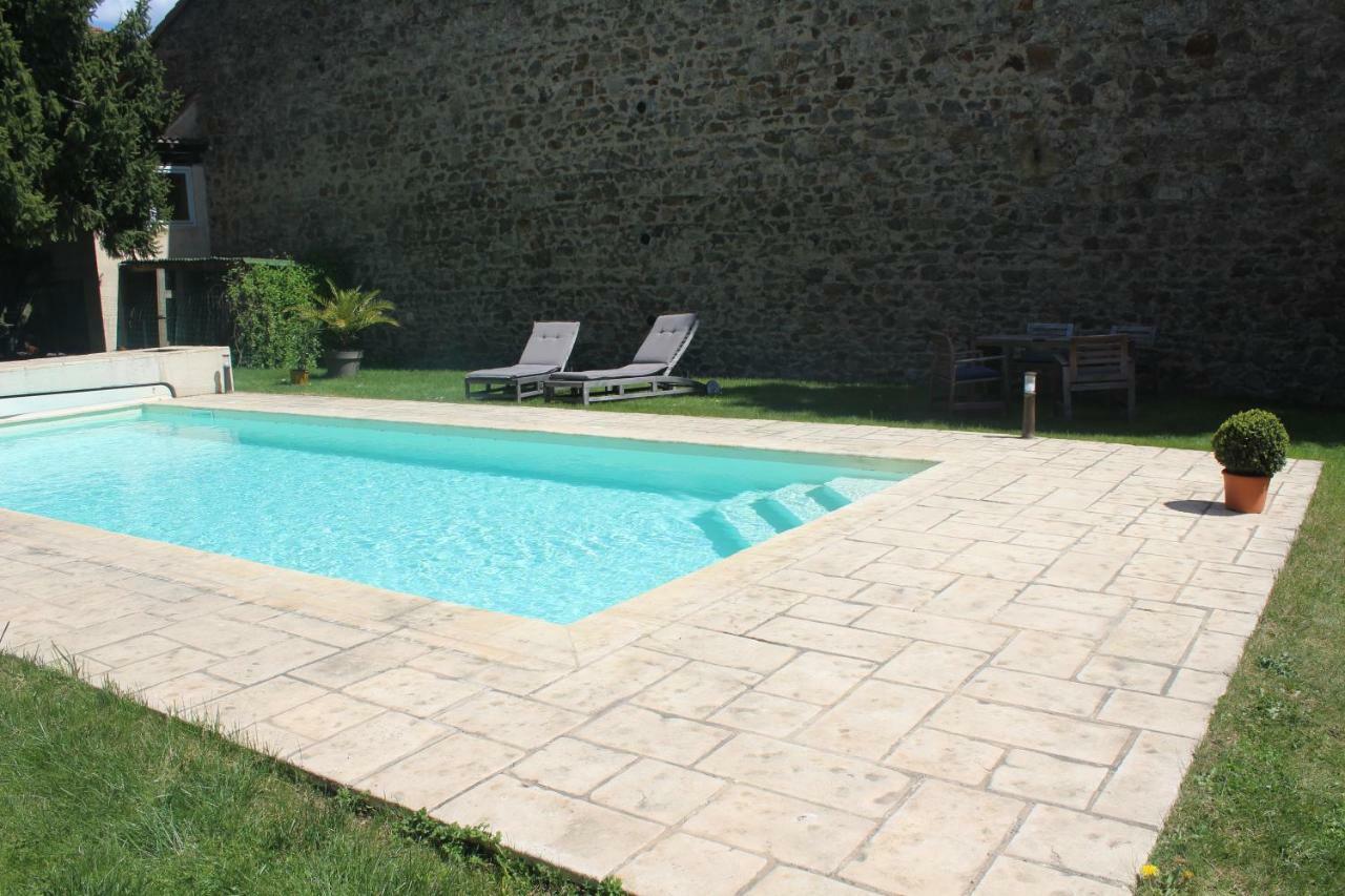 Les Marronniers Bed & Breakfast Saint-Didier-en-Velay Екстериор снимка